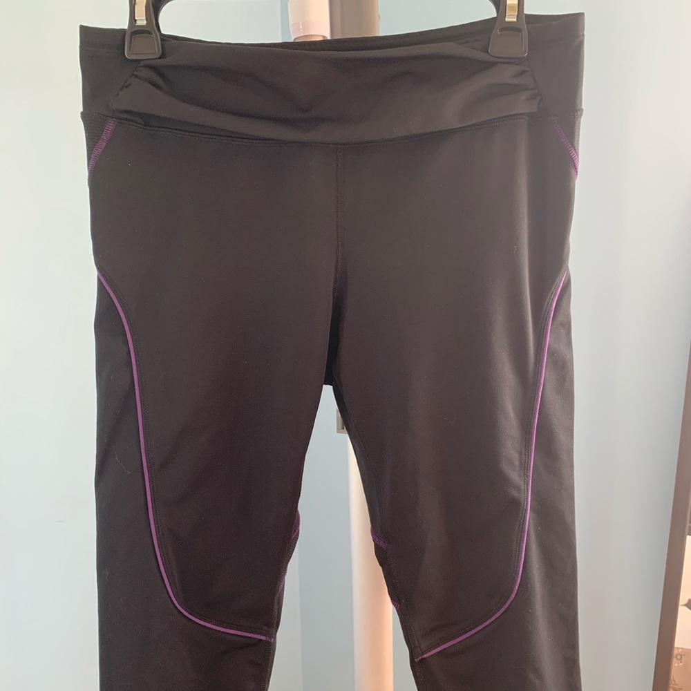 Athleta quick step crop